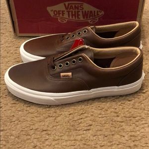 vans era lux leather